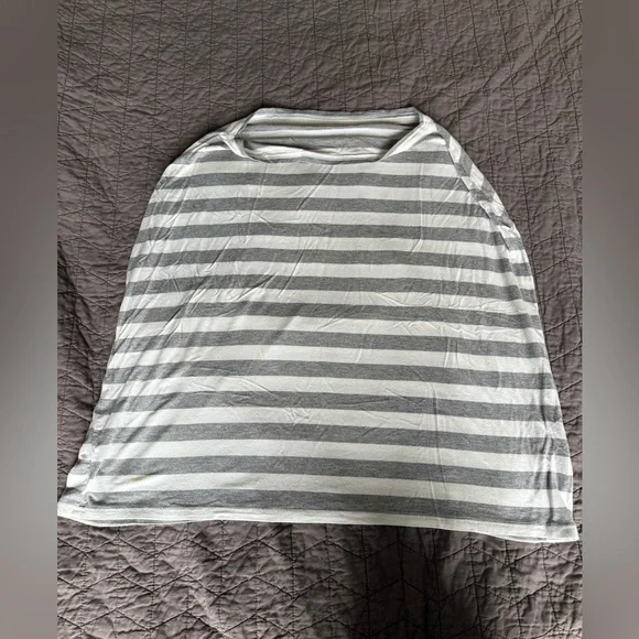 BUNDLE - lot of 5 nursing bamboo breastfeeding covers + bonus breast pads - Picture 5 of 16